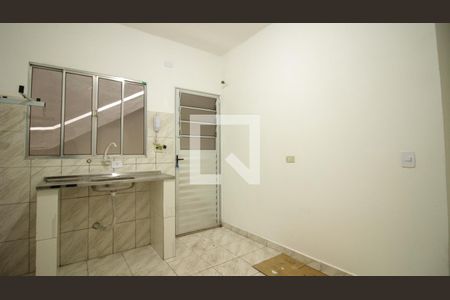 Cozinha de apartamento para alugar com 1 quarto, 40m² em Jardim Sapopemba, São Paulo