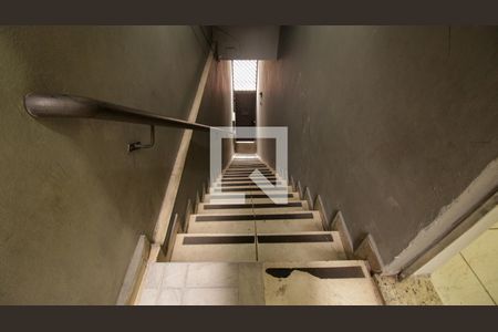 Escada de apartamento para alugar com 1 quarto, 40m² em Jardim Sapopemba, São Paulo
