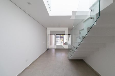 Sala e Cozinha de casa à venda com 3 quartos, 165m² em Vila Granada, São Paulo