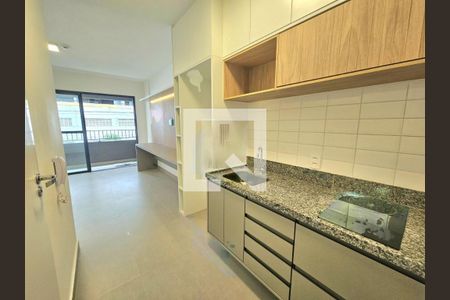 Kitnet/Studio à venda com 1 quarto, 30m² em Butantã, São Paulo