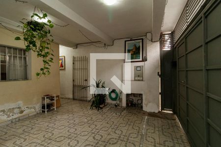 Garagem de casa à venda com 4 quartos, 200m² em Vila Medeiros, São Paulo