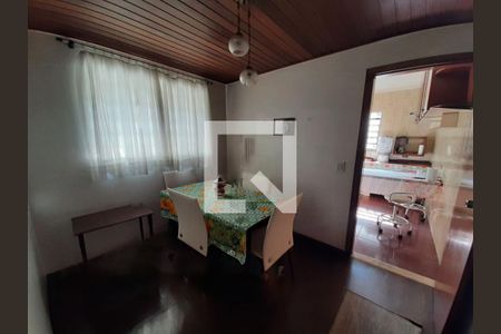 Casa à venda com 3 quartos, 136m² em Jardim Bonfiglioli, São Paulo