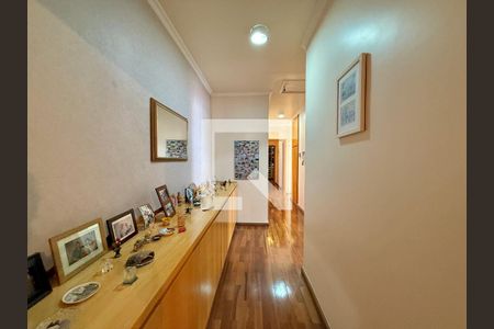 Corredor Quartos de casa à venda com 4 quartos, 329m² em Campo Belo, São Paulo