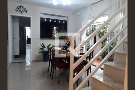 Casa à venda com 3 quartos, 217m² em Vila Sonia, São Paulo