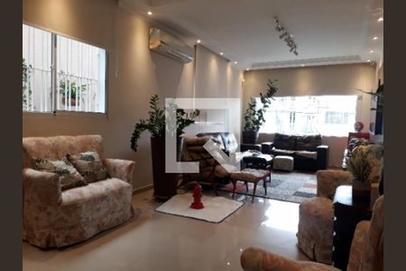 Casa à venda com 3 quartos, 217m² em Vila Sonia, São Paulo