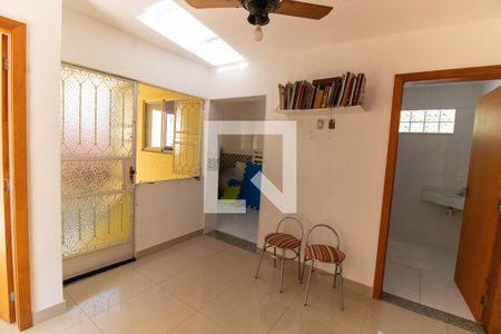 Anexo Sala de casa à venda com 6 quartos, 360m² em Piratininga, Niterói