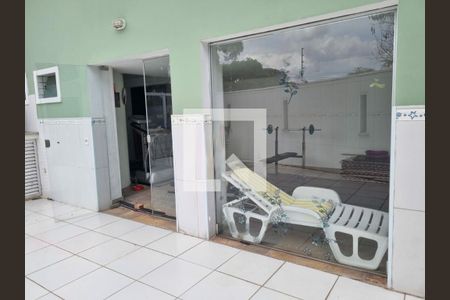 Casa à venda com 4 quartos, 700m² em Parque dos Principes, São Paulo