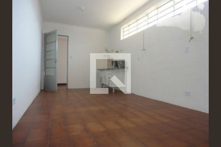Casa à venda com 3 quartos, 160m² em Vila Tiradentes, São Paulo