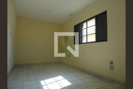 Casa à venda com 3 quartos, 160m² em Vila Tiradentes, São Paulo