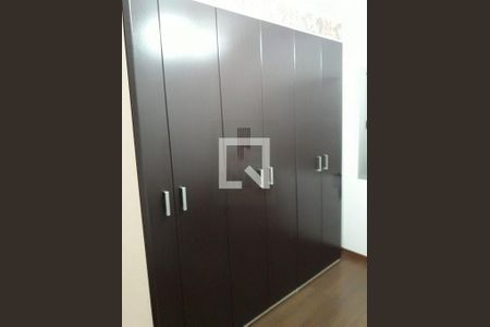 Apartamento à venda com 2 quartos, 55m² em Jardim Cláudia, São Paulo