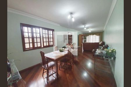 Casa à venda com 3 quartos, 190m² em Jardim Bonfiglioli, São Paulo