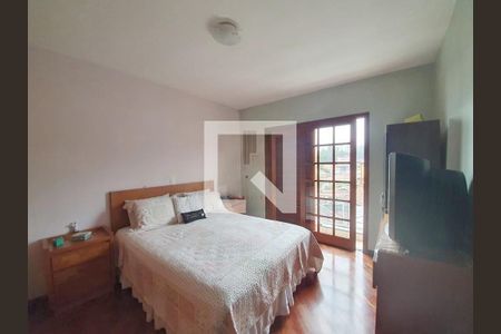 Casa à venda com 3 quartos, 190m² em Jardim Bonfiglioli, São Paulo