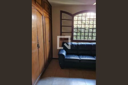 Casa à venda com 3 quartos, 250m² em Vila Universitaria, São Paulo