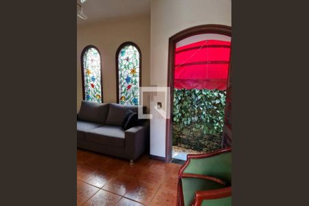 Casa à venda com 3 quartos, 250m² em Vila Universitaria, São Paulo