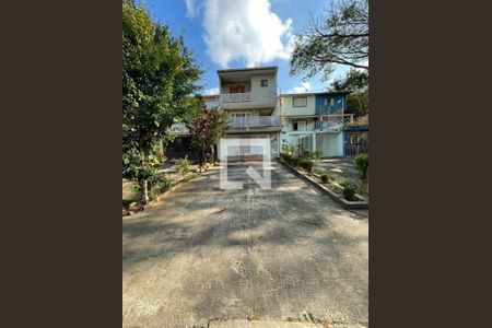 Casa à venda com 3 quartos, 220m² em Vila Butantã, São Paulo