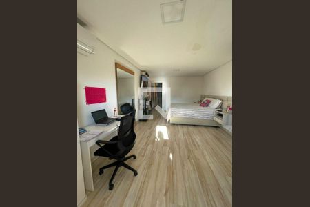 Casa à venda com 3 quartos, 220m² em Vila Butantã, São Paulo