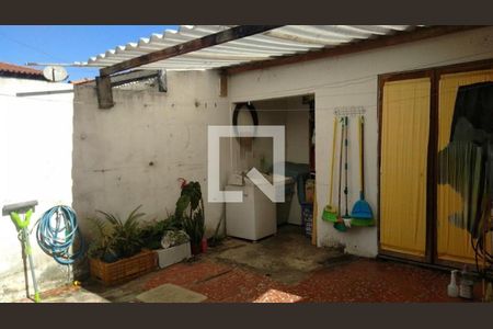 Casa à venda com 2 quartos, 100m² em Vila Gomes, São Paulo