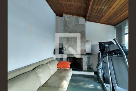 Casa à venda com 3 quartos, 330m² em Parque dos Principes, São Paulo