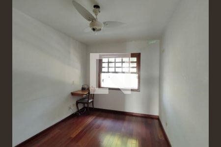 Casa à venda com 3 quartos, 330m² em Parque dos Principes, São Paulo