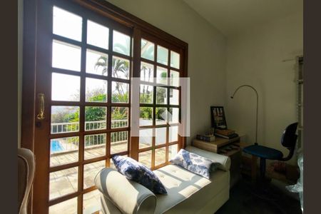 Casa à venda com 3 quartos, 330m² em Parque dos Principes, São Paulo