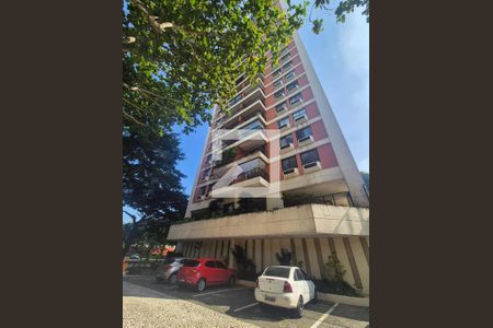 Fachada do bloco de apartamento à venda com 3 quartos, 130m² em Barra da Tijuca, Rio de Janeiro