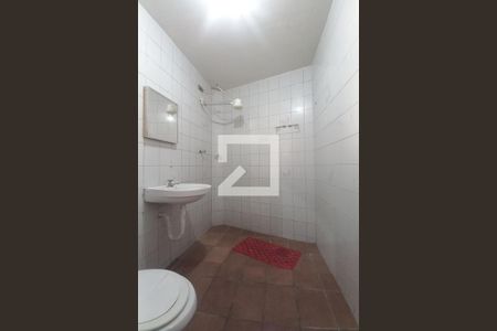 Banheiro da Edícula de casa à venda com 3 quartos, 297m² em Fundacao da Casa Popular, Campinas
