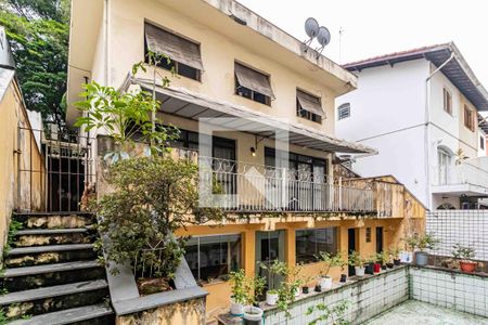 Piscina de casa à venda com 4 quartos, 320m² em Vila Sonia, São Paulo