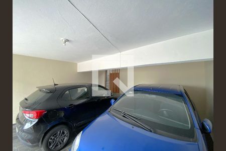 Vagas de casa à venda com 3 quartos, 281m² em União, Belo Horizonte