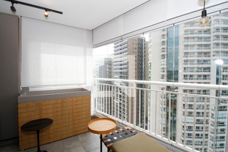 Varanda de apartamento para alugar com 2 quartos, 60m² em Pinheiros, São Paulo