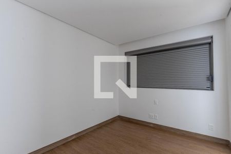 Suíte 1 de apartamento à venda com 2 quartos, 80m² em Funcionários, Belo Horizonte