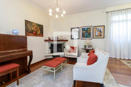 Sala de casa à venda com 4 quartos, 232m² em Vila Cordeiro, São Paulo