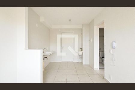 Sala/Cozinha de apartamento à venda com 2 quartos, 33m² em Socorro, São Paulo