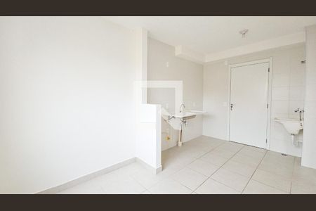 Sala/Cozinha de apartamento à venda com 2 quartos, 33m² em Socorro, São Paulo