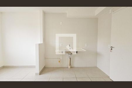 Sala/Cozinha de apartamento à venda com 2 quartos, 33m² em Socorro, São Paulo