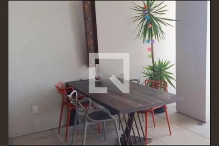 Apartamento à venda com 2 quartos, 130m² em Vila Ipojuca, São Paulo