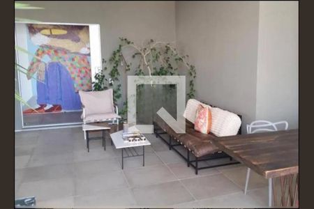 Apartamento à venda com 2 quartos, 130m² em Vila Ipojuca, São Paulo