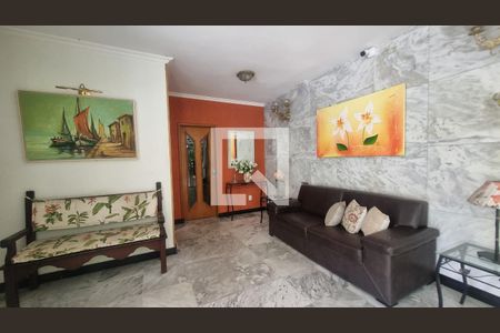 Hall de apartamento para alugar com 3 quartos, 70m² em Grajaú, Rio de Janeiro