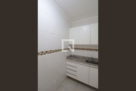 Cozinha de apartamento para alugar com 2 quartos, 40m² em Jaqueline, Belo Horizonte