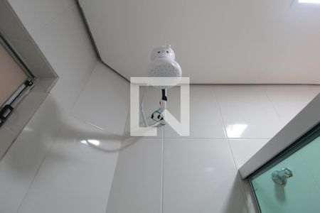 Banheiro Social de apartamento para alugar com 2 quartos, 40m² em Jaqueline, Belo Horizonte