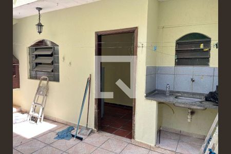 Casa à venda com 3 quartos, 200m² em Jardim Oriental, São Paulo