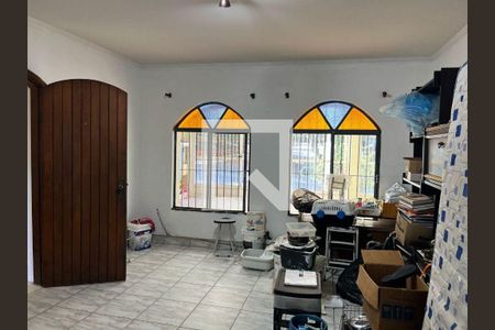 Casa à venda com 3 quartos, 200m² em Jardim Oriental, São Paulo