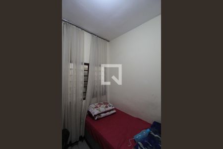 Quarto 1 de casa à venda com 3 quartos, 150m² em  Santa Amélia, Belo Horizonte