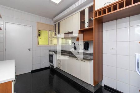 Cozinha de casa de condomínio para alugar com 2 quartos, 80m² em Vila Nova Mazzei, São Paulo