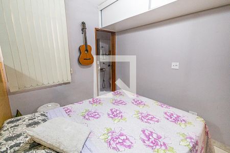Suíte de casa para alugar com 3 quartos, 130m² em Santa Amelia, Belo Horizonte