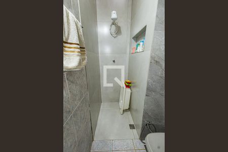 Banheiro de casa para alugar com 3 quartos, 130m² em Santa Amelia, Belo Horizonte