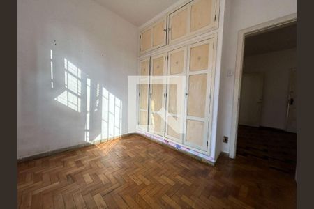 Casa à venda com 5 quartos, 340m² em Serra, Belo Horizonte