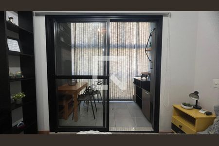 Sacada de kitnet/studio à venda com 1 quarto, 24m² em Pinheiros, São Paulo