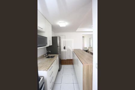 Cozinha de apartamento para alugar com 1 quarto, 49m² em Vila Andrade, São Paulo
