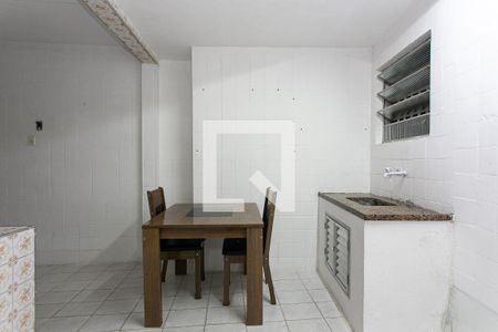 Sala / Cozinha de casa para alugar com 1 quarto, 37m² em Vila Formosa, São Paulo