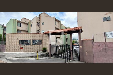 Fachada + Placa de apartamento à venda com 2 quartos, 68m² em Fazenda da Juta, São Paulo